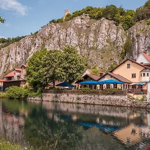 - Hotel&brauereigasthof Schneider Hotel